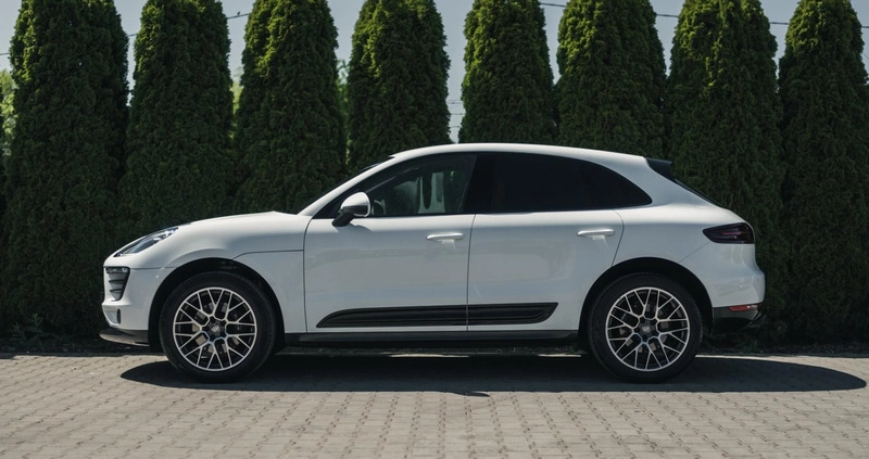 Porsche Macan cena 159990 przebieg: 139900, rok produkcji 2017 z Przedbórz małe 781
